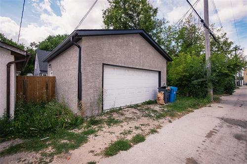 177 Semple Ave, Winnipeg, MB - Outdoor With Exterior