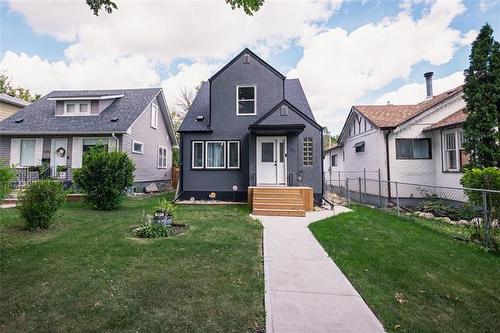 177 Semple Ave, Winnipeg, MB - Outdoor With Facade