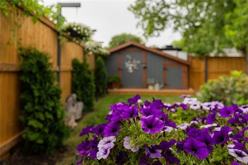 575 Renfrew St, Winnipeg, MB - Outdoor