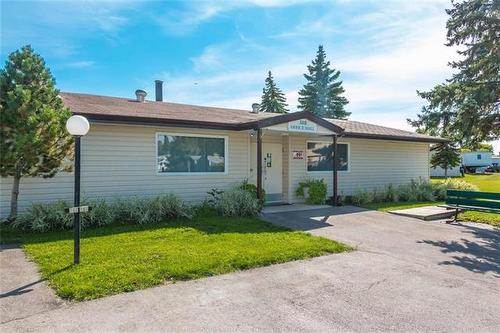 56 Sandale Dr, Winnipeg, MB 