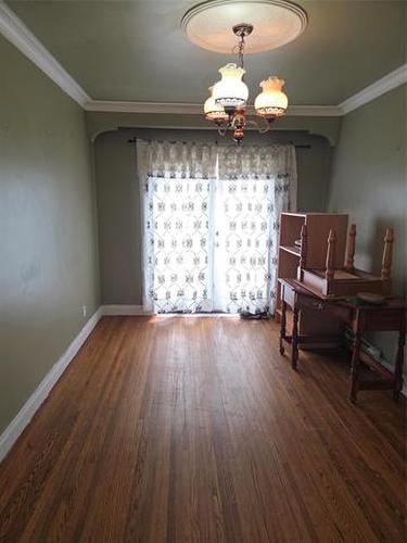 674 Church Ave, Winnipeg, MB - Indoor Photo Showing Other Room