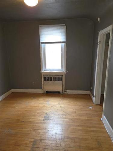 674 Church Ave, Winnipeg, MB - Indoor Photo Showing Other Room