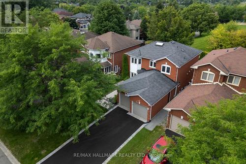 872 HILTON BOULEVARD  Newmarket, ON L3X 2H8
