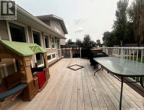 338 Battleford Trail, Swift Current, SK - Outdoor With Deck Patio Veranda With Exterior