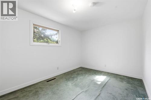 709 Cumberland Avenue S, Saskatoon, SK - Indoor Photo Showing Other Room