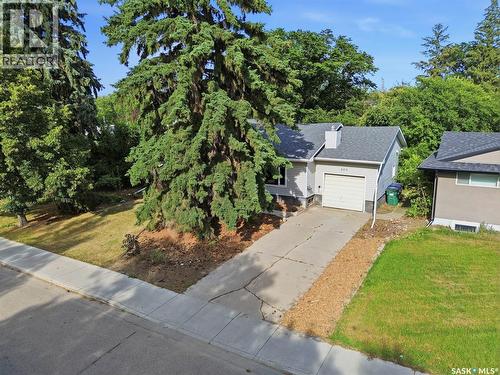 709 Cumberland Avenue S, Saskatoon, SK - Outdoor