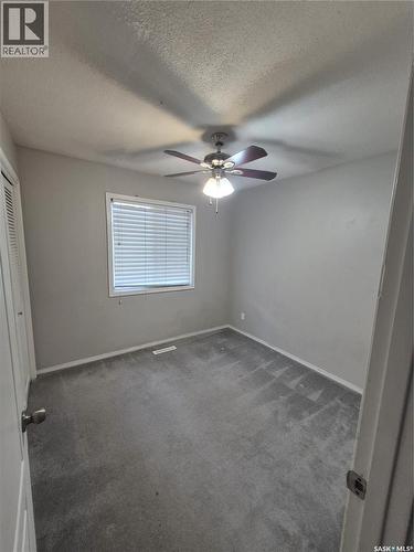 215 Central Street W, Warman, SK - Indoor
