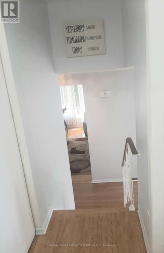 2141 Meadowbrook Road, Burlington, ON - Indoor Photo Showing Other Room