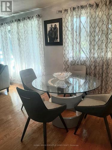 2141 Meadowbrook Road, Burlington, ON - Indoor