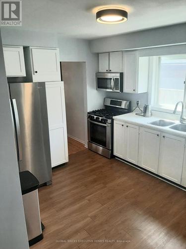 2141 Meadowbrook Road, Burlington, ON - Indoor Photo Showing Kitchen With Double Sink