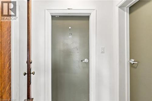 39 GARFIELD Avenue S Unit# 2 , Hamilton, Ontario L8M 2R9 4
