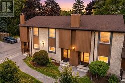 11 - 215 GLAMIS ROAD  Cambridge, ON N1R 6V8
