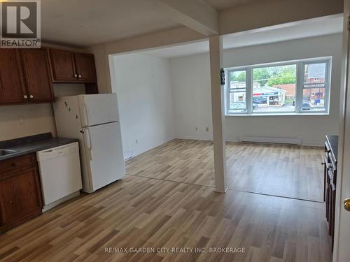 6 - 5126 VICTORIA AVENUE , Niagara Falls (Downtown), Ontario L2E 4E3 4