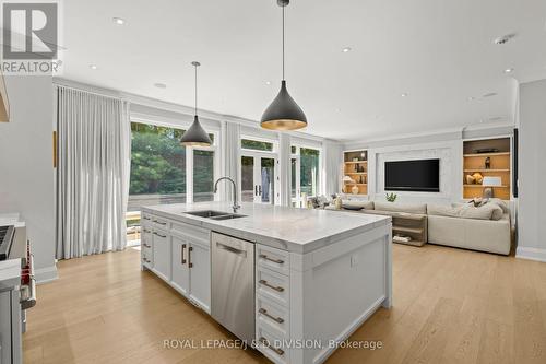 5 Pine Forest Road, Toronto, ON - Indoor