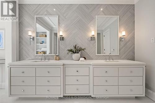 5 Pine Forest Road, Toronto, ON - Indoor Photo Showing Bathroom