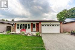 72 GLEBE CRESCENT  Brampton, ON L6S 1G1