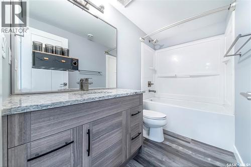 186 Boykowich Bend, Saskatoon, SK - Indoor Photo Showing Bathroom