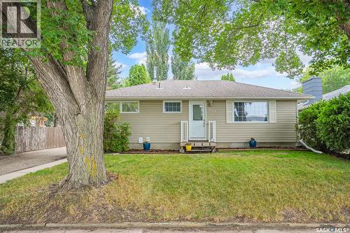 1714 Drinkle Street, Saskatoon, SK - Outdoor