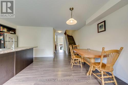 68 Crafter Crescent, Hamilton, ON - Indoor Photo Showing Dining Room