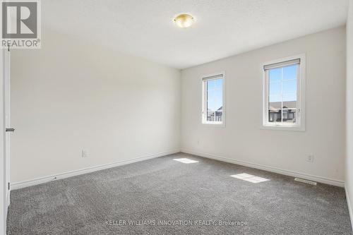 359 Beechdrops Drive, Waterloo, ON - Indoor Photo Showing Other Room