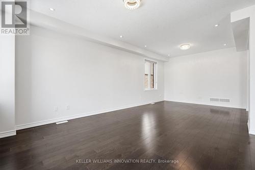 359 Beechdrops Drive, Waterloo, ON - Indoor Photo Showing Other Room