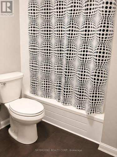 7 - 48 Loggers Run, Barrie, ON - Indoor Photo Showing Bathroom