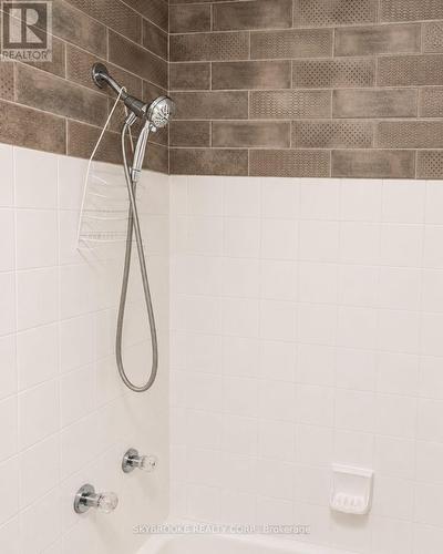 7 - 48 Loggers Run, Barrie, ON - Indoor Photo Showing Bathroom