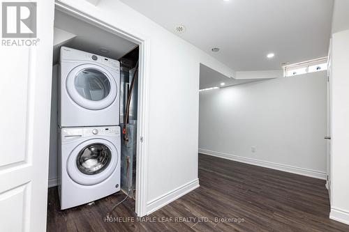 2 Cedarland Road E, Brampton, ON - Indoor Photo Showing Laundry Room