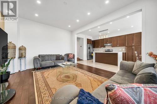 19 Findlay Way, Centre Wellington, ON - Indoor