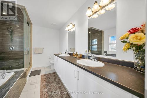 19 Findlay Way, Centre Wellington, ON - Indoor Photo Showing Bathroom