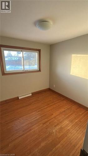 26 GLENGARRY Road Unit# Upper , St. Catharines, Ontario L2T 2V2 3