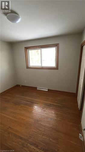 26 GLENGARRY Road Unit# Upper , St. Catharines, Ontario L2T 2V2 4