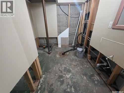262 Duncan Road, Estevan, SK - Indoor Photo Showing Other Room