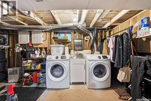 420 I Avenue S, Saskatoon, SK - Indoor Photo Showing Laundry Room