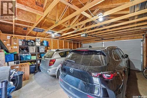 420 I Avenue S, Saskatoon, SK - Indoor Photo Showing Garage