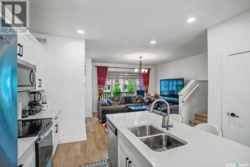138 Rosewood Boulevard E, Saskatoon, SK - Indoor Photo Showing Kitchen With Double Sink