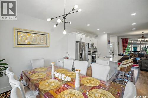 138 Rosewood Boulevard E, Saskatoon, SK - Indoor Photo Showing Dining Room