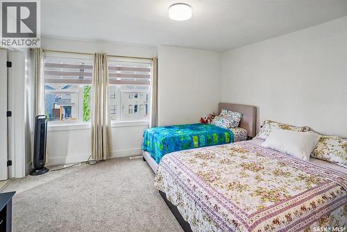 138 Rosewood Boulevard E, Saskatoon, SK - Indoor Photo Showing Bedroom