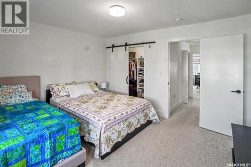 138 Rosewood Boulevard E, Saskatoon, SK - Indoor Photo Showing Bedroom