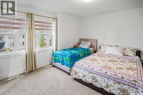 138 Rosewood Boulevard E, Saskatoon, SK - Indoor Photo Showing Bedroom