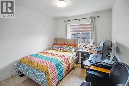 138 Rosewood Boulevard E, Saskatoon, SK - Indoor Photo Showing Bedroom