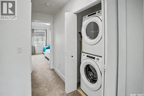 138 Rosewood Boulevard E, Saskatoon, SK - Indoor Photo Showing Laundry Room