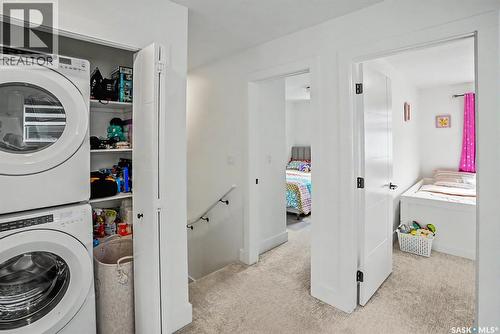 138 Rosewood Boulevard E, Saskatoon, SK - Indoor Photo Showing Laundry Room