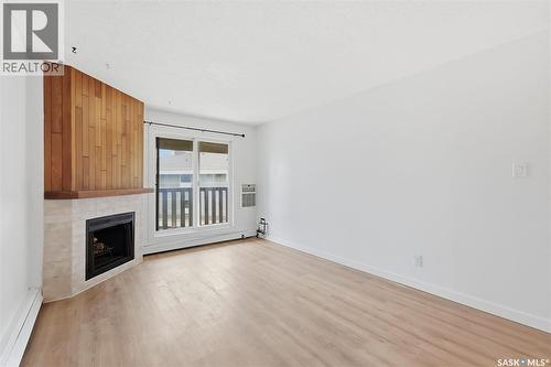 1233 425 115Th Street E, Saskatoon, SK - Indoor With Fireplace