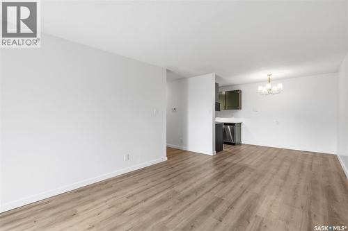 1233 425 115Th Street E, Saskatoon, SK - Indoor