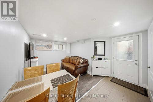 BASEMENT - 1226 LANSDOWNE AVENUE , Toronto, Ontario M6H 3Z8 5