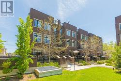 6 - 66 LONG BRANCH AVENUE Toronto, ON M8W 3J4