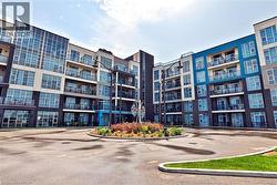 10 CONCORD Place Unit# 117 Grimsby, ON L3M 0G6