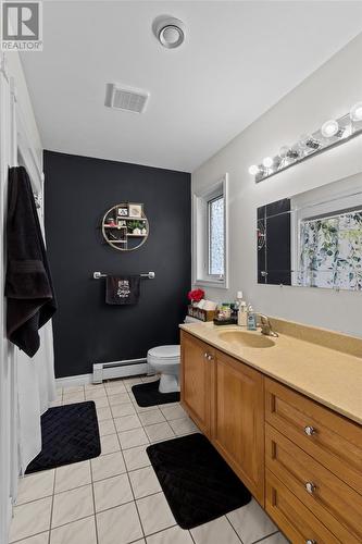 463 Main Road, St. John'S, NL - Indoor Photo Showing Bathroom