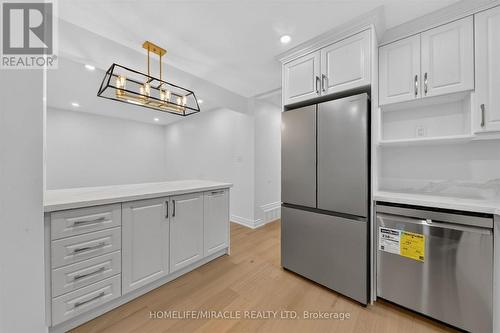 18 Elderfield Crescent, Toronto, ON - Indoor